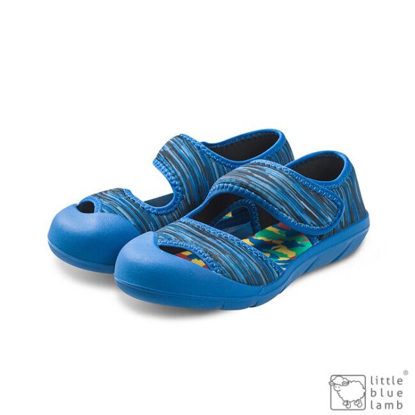 Little Blue Lamb, vízi cipő